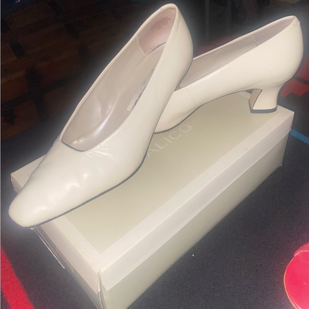 Elegant Cream Heels